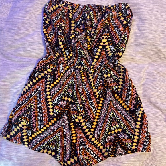 H&M Strapless Romper - Picture 2 of 3